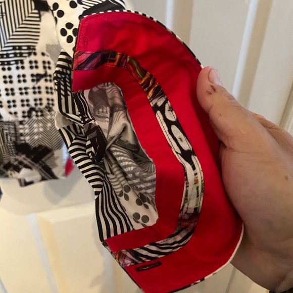 New Avenue 21 Men’s dress shirt size M. Bought in Las Vegas! Great style & Class - Picture 3 of 10